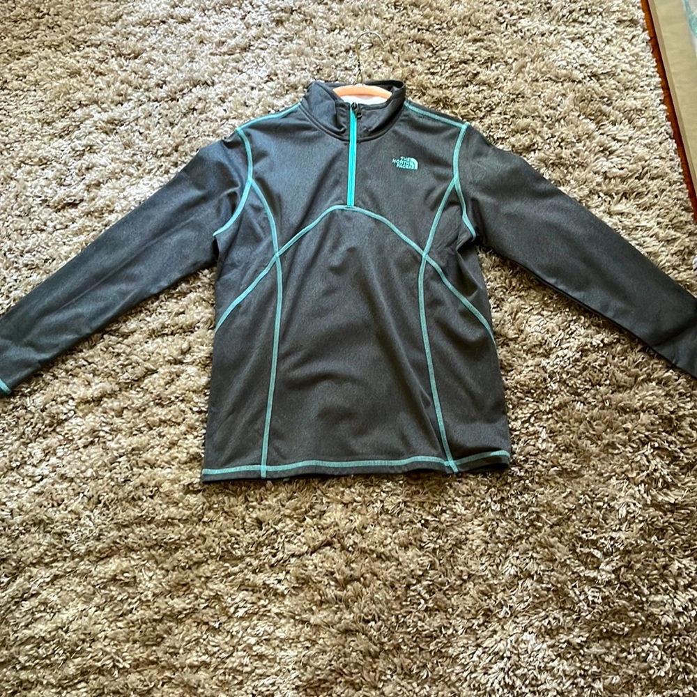North face grey/teal light jacket, perfect for running and cooler weather